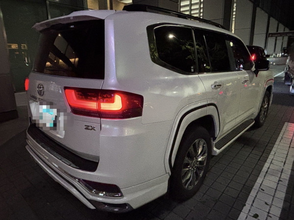 トヨタ ランドクルーザー ZX 金融車 質ナビ