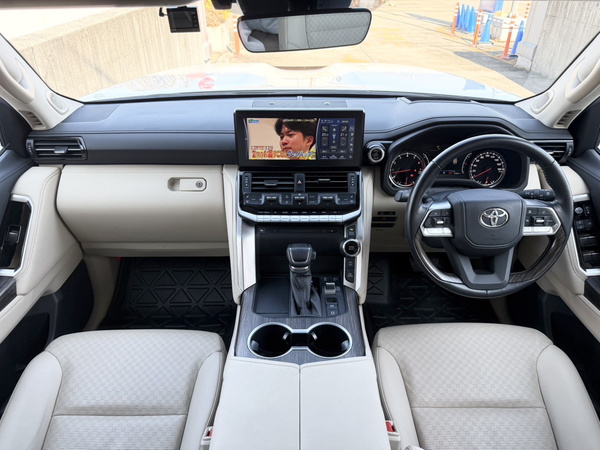 トヨタ ランクルZX金融車 質ナビ